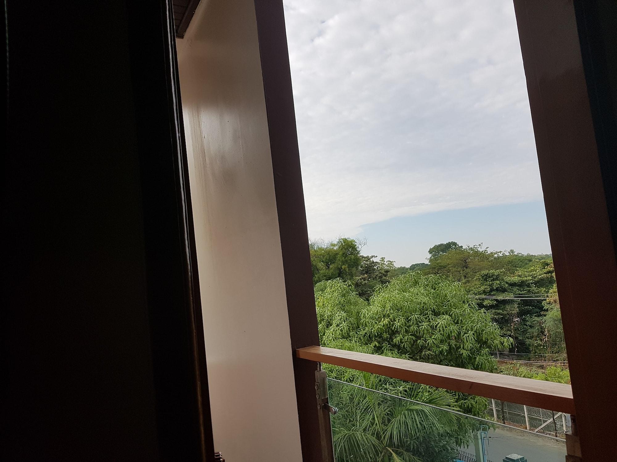 Hotel Yadanar Oo Μανταλέι Εξωτερικό φωτογραφία